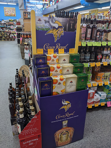 Wine Store «Zipps Liquors», reviews and photos, 2618 E Franklin Ave, Minneapolis, MN 55406, USA