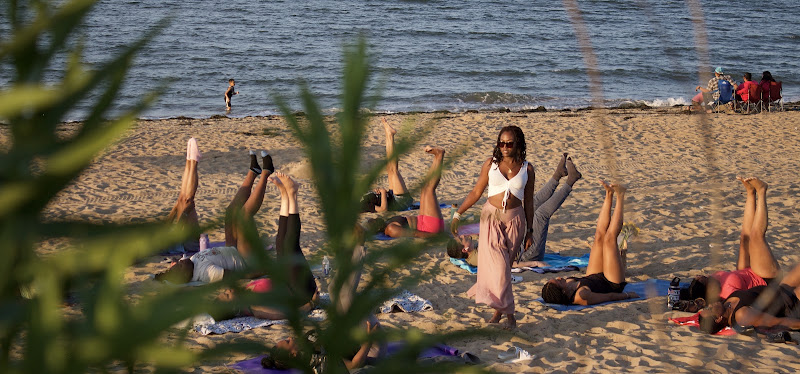 Yoga With Vee, photo 2