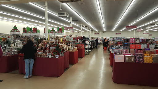 Clothing Store «Burlington Coat Factory», reviews and photos, 2035 S Robert St, West St Paul, MN 55118, USA