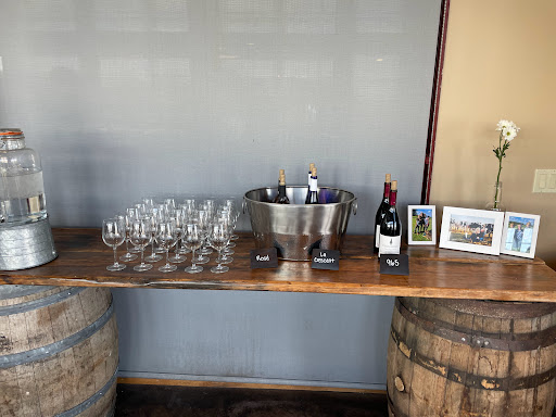 Vineyard «Cedar Ridge Winery & Distillery», reviews and photos, 1441 Marak Rd NW, Swisher, IA 52338, USA