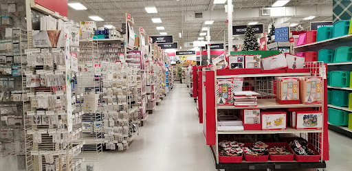 Craft Store «Michaels», reviews and photos, 295 Union St, Waterbury, CT 06706, USA