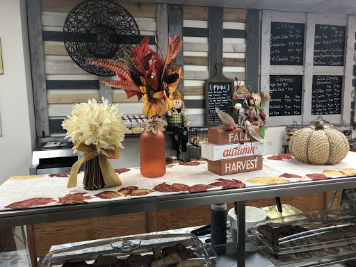 Bakery «Rispoli Pastry Shop», reviews and photos, 29 Hyatt St, Staten Island, NY 10301, USA