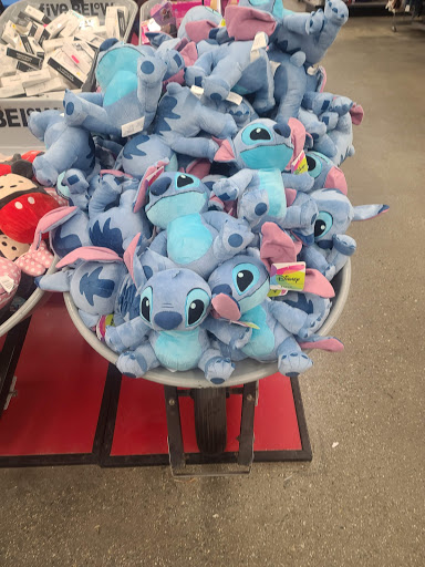 Variety Store «Five Below», reviews and photos, 199 Plain St, Lowell, MA 01852, USA