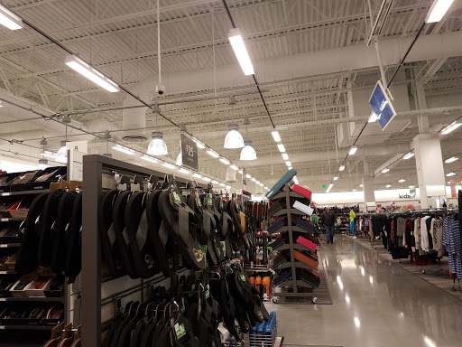 Department Store «Nordstrom Rack Hamilton Crossings», reviews and photos, 750 N Krocks Rd #303, Allentown, PA 18106, USA