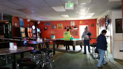 Bar «Nauti Mermaid Bar & Bistro», reviews and photos, 1343 NW U.S. 101, Lincoln City, OR 97367, USA