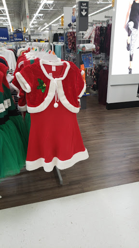 Department Store «Walmart Supercenter», reviews and photos, 400 Northfield Dr, Brownsburg, IN 46112, USA