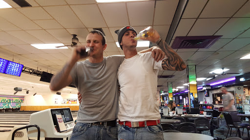 Bowling Alley «Kent Lanes-11th Frame», reviews and photos, 1524 S Water St, Kent, OH 44240, USA