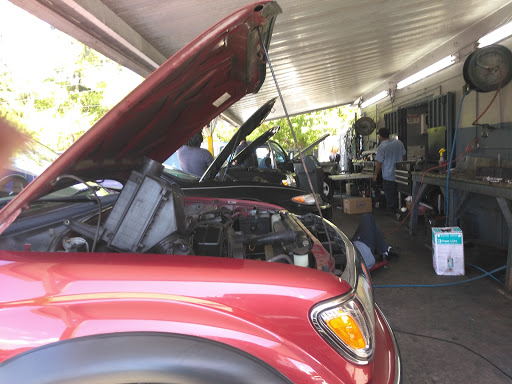 Auto Radiator Repair Service «AAA Radiator and Auto Air Conditioning», reviews and photos, 15570 W Dixie Hwy, North Miami Beach, FL 33162, USA