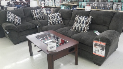 Discount Store «Big Lots», reviews and photos, 4628 W Diversey Ave, Chicago, IL 60639, USA