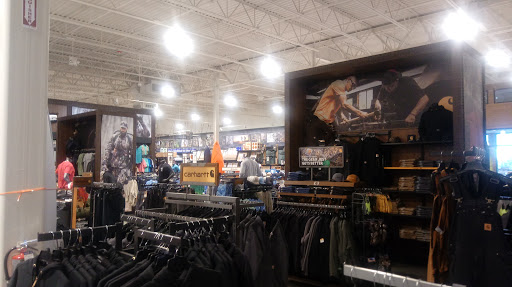 Outdoor Sports Store «Field & Stream», reviews and photos, 1501 Sentinel Dr Ste B, Chesapeake, VA 23320, USA
