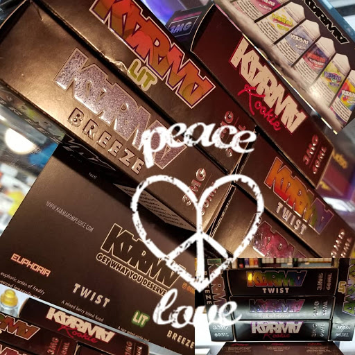 Tobacco Shop «Smoke N Chill Novelties», reviews and photos, 11150 Research Blvd #209, Austin, TX 78759, USA