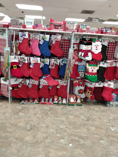 Dollar Store «Dollar Tree», reviews and photos, 2136 Grass Valley Hwy, Auburn, CA 95603, USA