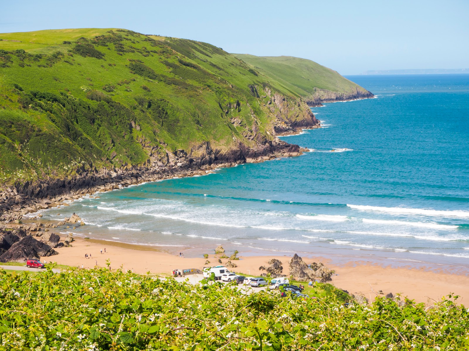 Foto van Putsborough beach met hoog niveau van netheid