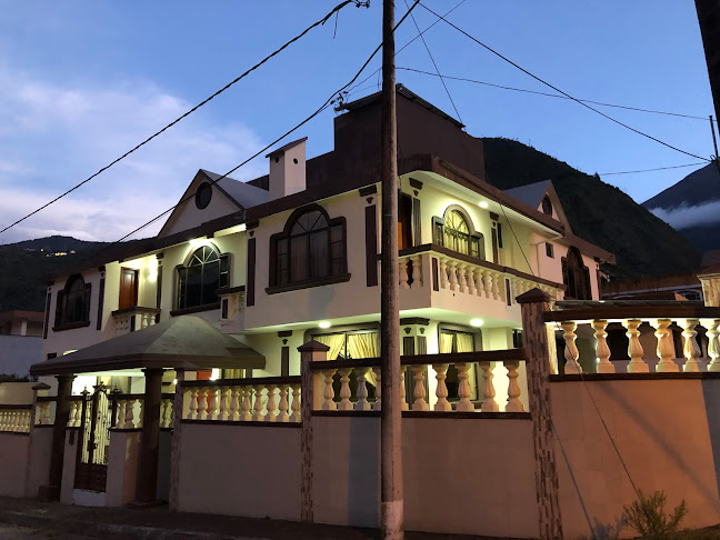 Hotel Casa Santa Lucía - Baños de Agua Santa