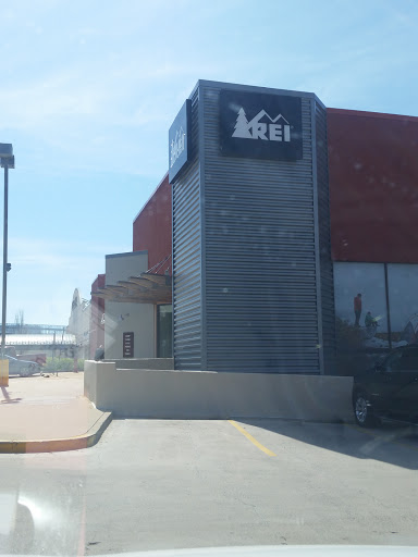 Camping Store «REI», reviews and photos, 8209 Watson St, McLean, VA 22102, USA