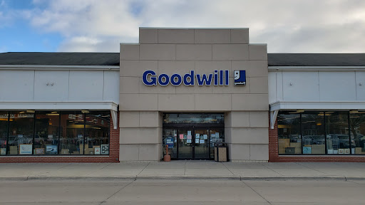 Thrift Store «Goodwill Dearborn Store», reviews and photos, 22451 Michigan Ave, Dearborn, MI 48124, USA