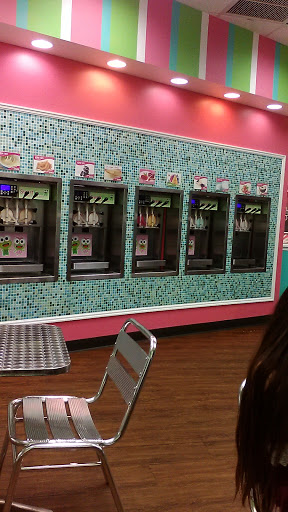 Frozen Yogurt Shop «Sweet Frog», reviews and photos, 4871 US-90, Pace, FL 32571, USA