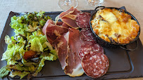 Charcuterie du Restaurant français La Hutte Gauloise à La Roche-Blanche - n°13