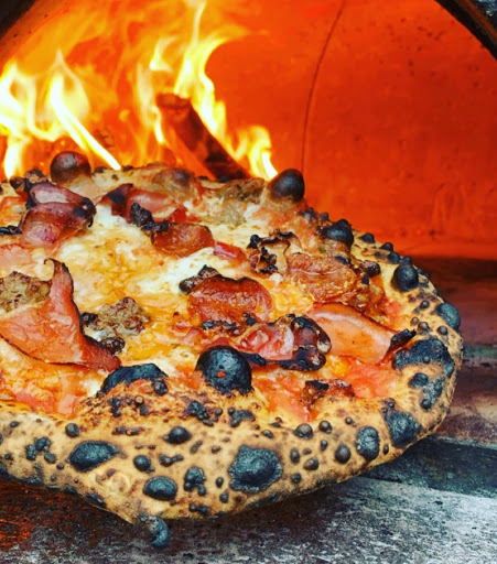 Pizza Restaurant «Urban Pie Los Angeles», reviews and photos, 4528 E Washington Blvd, Commerce, CA 90040, USA