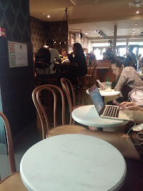 Atmosphère du Café Starbucks à Paris - n°10