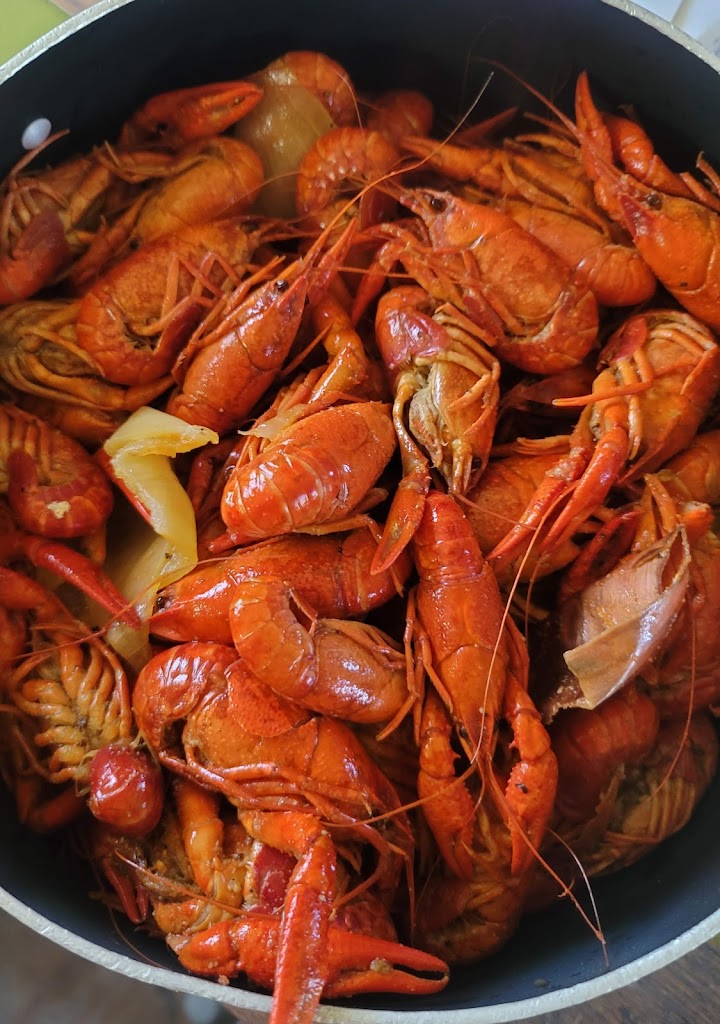 Hunters Crawfish at Yard Bird 75692