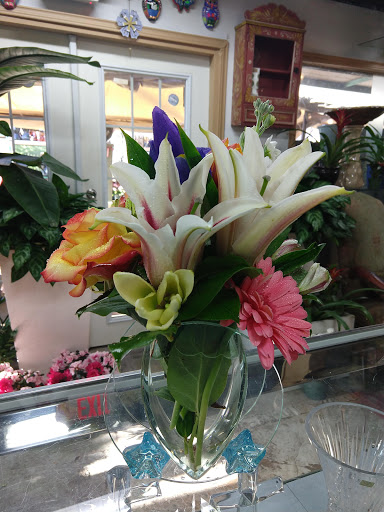 Florist «Tanglewood Flowers & Garden», reviews and photos, 5518 Dolores St, Houston, TX 77056, USA