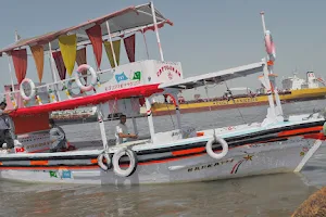 USMANI Boat Booking keamari karachi image