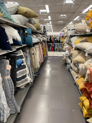 Clothing Store «Burlington Coat Factory», reviews and photos, 3671 N Freeway Blvd, Sacramento, CA 95834, USA