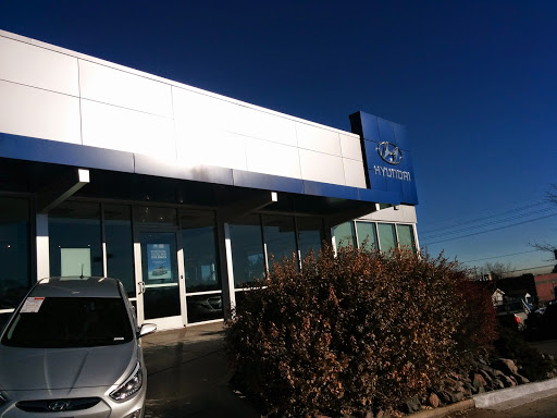 Hyundai Dealer «Planet Hyundai», reviews and photos, 15601 W Colfax Ave, Golden, CO 80401, USA