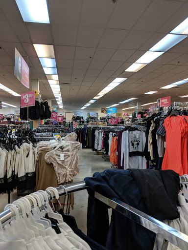 Discount Store «Fallas Discount Stores», reviews and photos, 3831 W Vine St, Kissimmee, FL 34741, USA