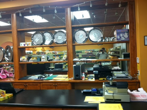 Grocery Store «Aden Market», reviews and photos, 1763 E University Ave b, Las Cruces, NM 88001, USA