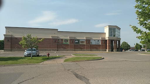 Liquor Store «Rogers Wine & Spirits», reviews and photos, 21725 S Diamond Lake Rd, Rogers, MN 55374, USA