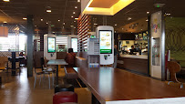 Atmosphère du Restauration rapide McDonald's Poitiers Beaulieu - n°15