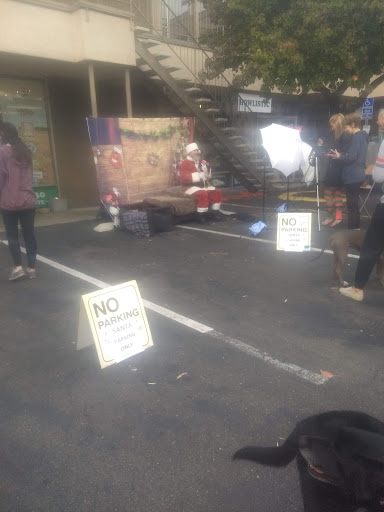 Pet Supply Store «HOWLISTIC», reviews and photos, 930 W Washington St #7, San Diego, CA 92103, USA