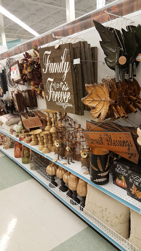 Fabric Store «Jo-Ann Fabrics and Crafts», reviews and photos, 20550 E 13 Mile Rd, Roseville, MI 48066, USA