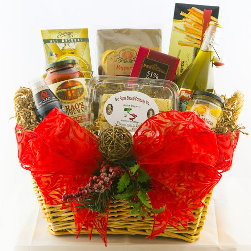 Grocery Store «Fruit Center Marketplace», reviews and photos, 79 Water St, Hingham, MA 02043, USA