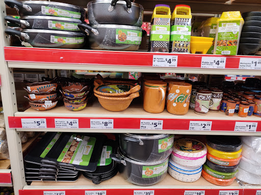 Grocery Store «Save-A-Lot», reviews and photos, 405 S Circle Dr, Colorado Springs, CO 80910, USA