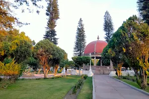 plaza del cerrito image