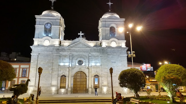 Comentarios y opiniones de Catedral de Huancayo