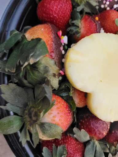 Gift Shop «Edible Arrangements», reviews and photos, 617 Uptown Blvd #105, Cedar Hill, TX 75104, USA