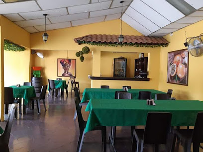 Valentinos restaurante bar - Cra. 9 #5-14, Llanitos, Roldanillo, Valle del Cauca, Colombia