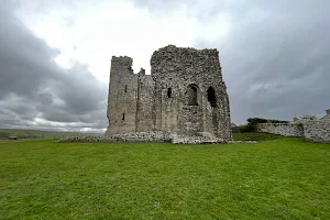 Bowes Castle image