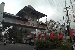 Pangeran Diponegoro Statue image