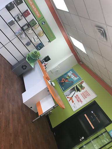 Electronics Repair Shop «Dr Smart Phones Addison», reviews and photos, 4287 Belt Line Rd, Addison, TX 75001, USA