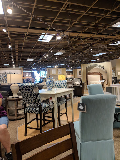 Furniture Store «Bassett Home Furnishings», reviews and photos, 2233 Bel-Red Rd, Redmond, WA 98052, USA