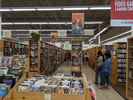 Book Store «Half Price Books», reviews and photos, 2615 N Decatur Rd, Decatur, GA 30033, USA
