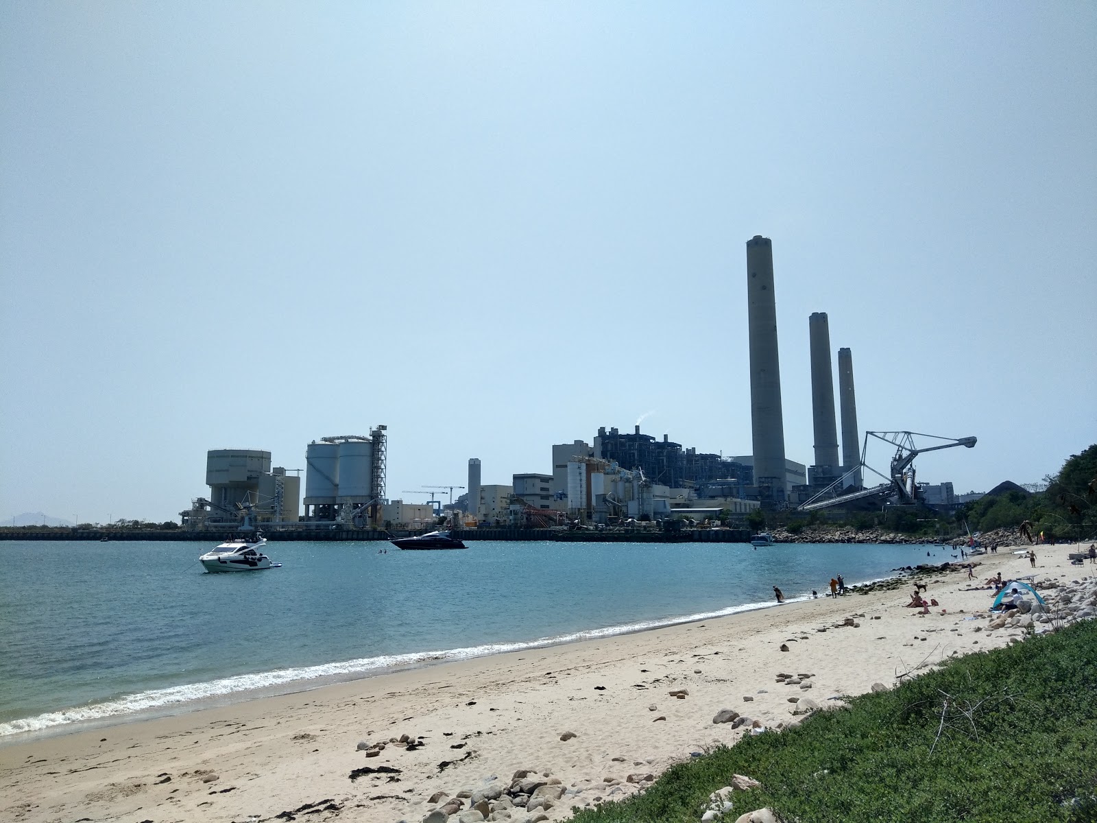 Lamma Power Station Beach photo #8