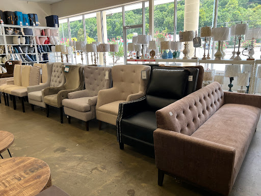 Home Goods Store «Tuesday Morning», reviews and photos, 2516 Cantrell Rd i, Little Rock, AR 72202, USA