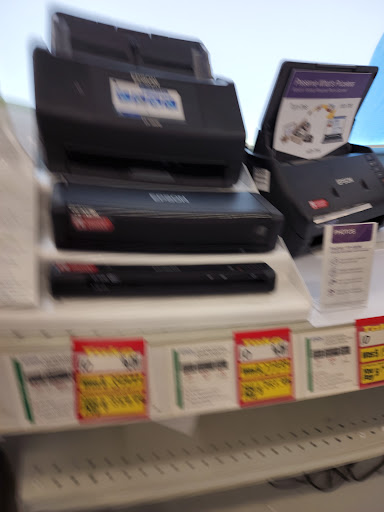 Office Supply Store «OfficeMax», reviews and photos, 969 N Bechtle Ave, Springfield, OH 45504, USA