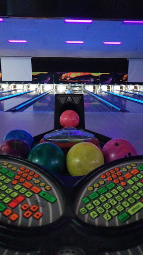 Bowling Alley «AMF Deer Valley Lanes», reviews and photos, 2902 W Thunderbird Rd, Phoenix, AZ 85053, USA